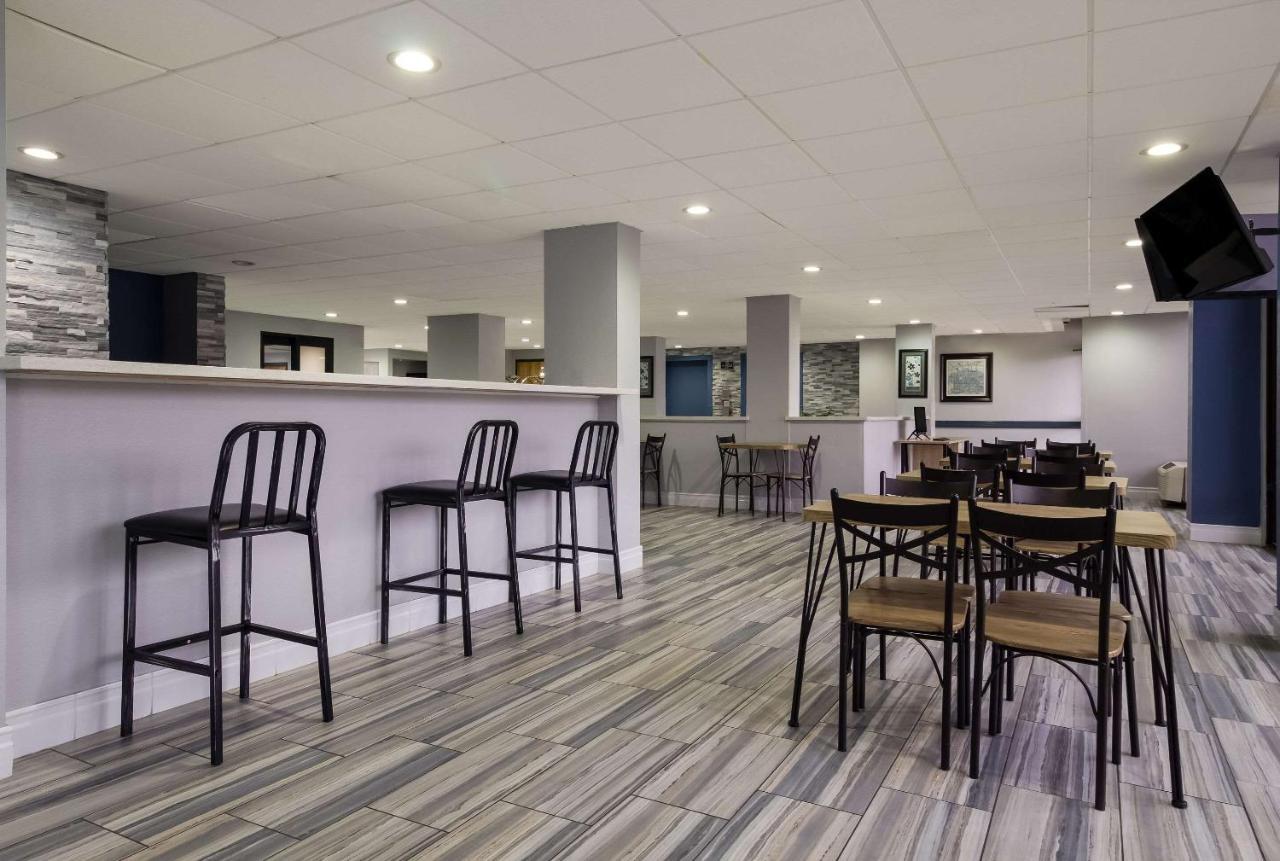 Quality Inn Хьюстон Экстерьер фото