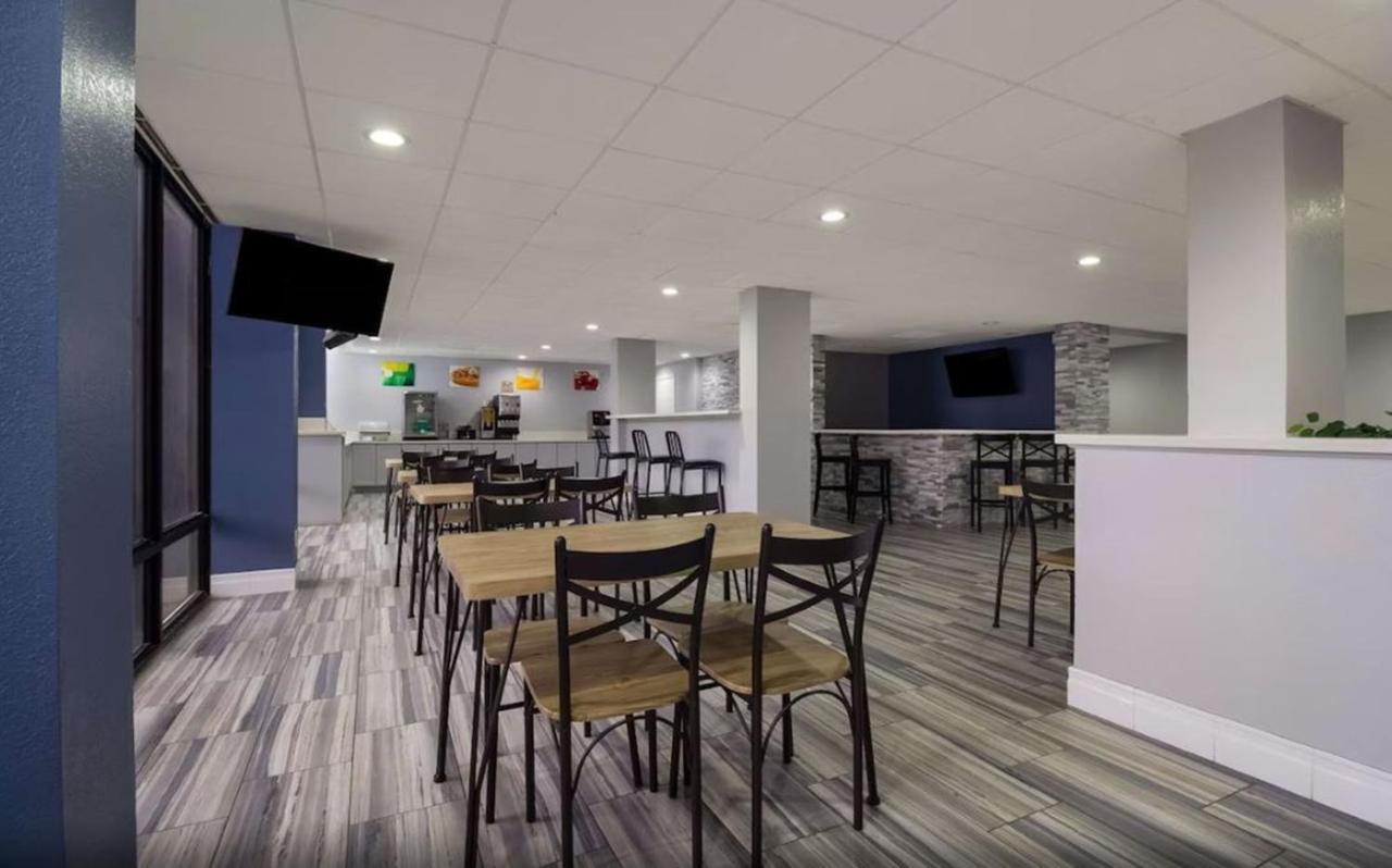 Quality Inn Хьюстон Экстерьер фото